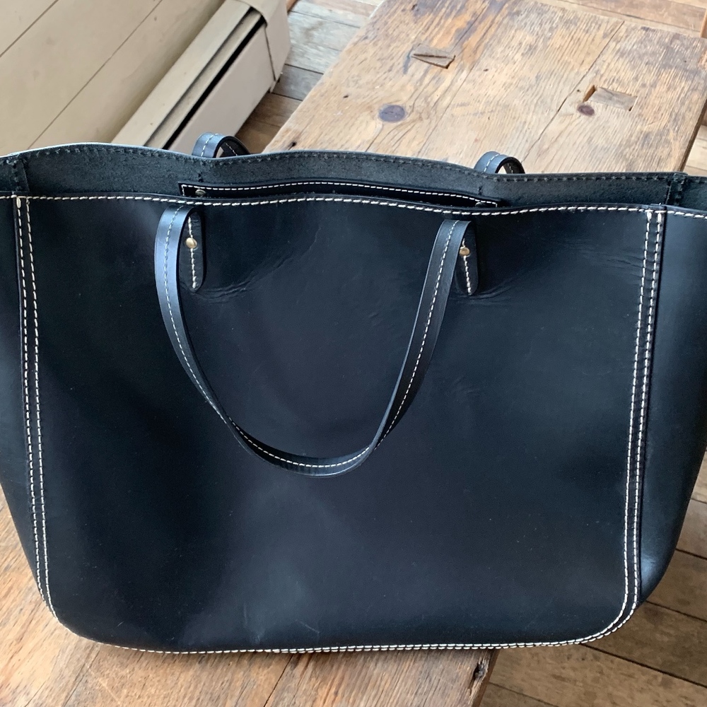 BARNEY'S NEW YORK LARGE BLACK LEATHER TOTE BAG